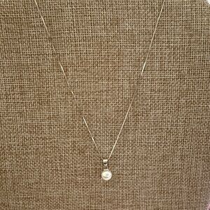 Elegant Silver Pearl Pendant Necklace